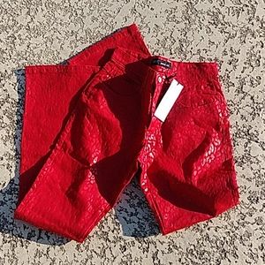 90s  R.V.T red jeans. NWT 3/4